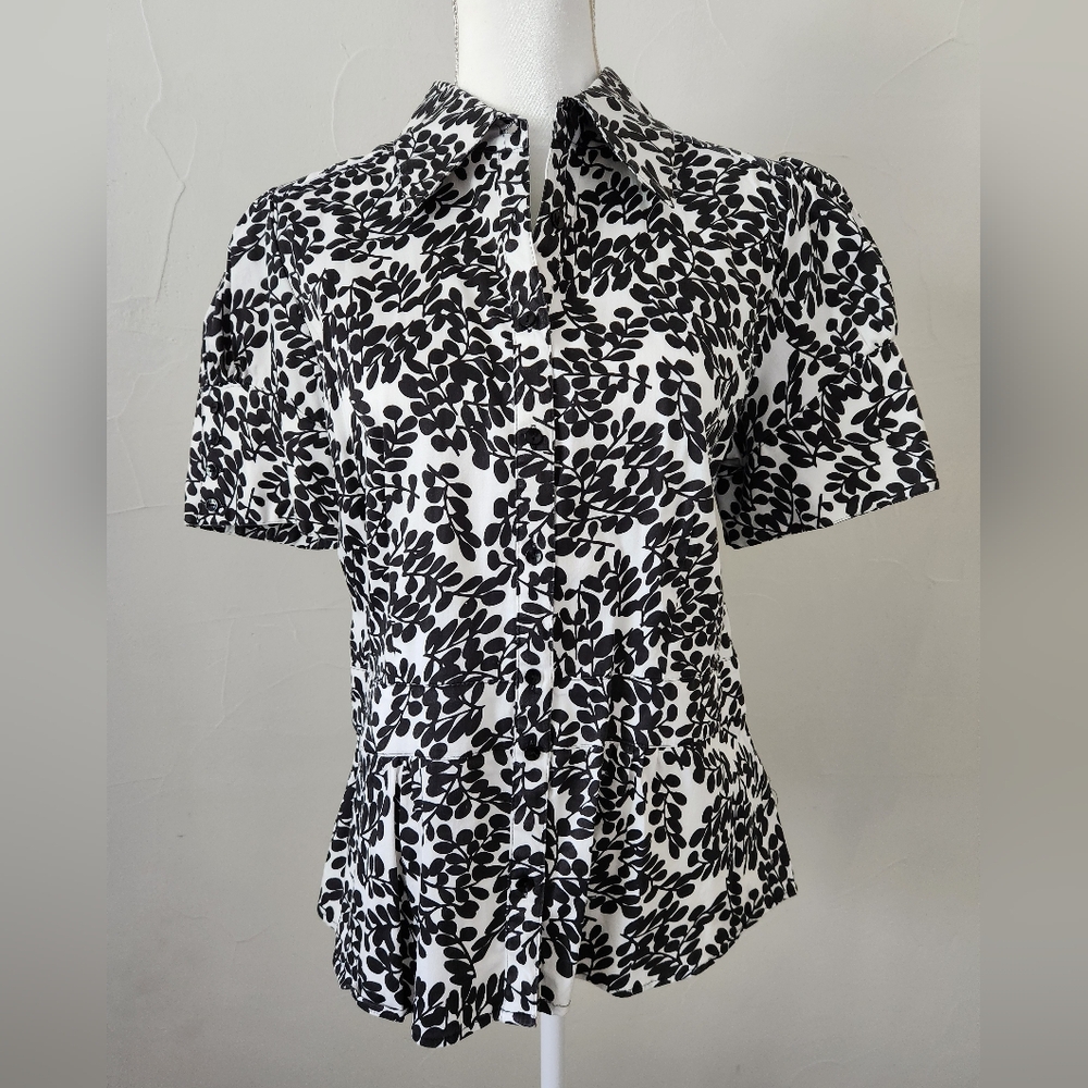 Apt. 9 Black and White Leaf-Print Button Down Shirt